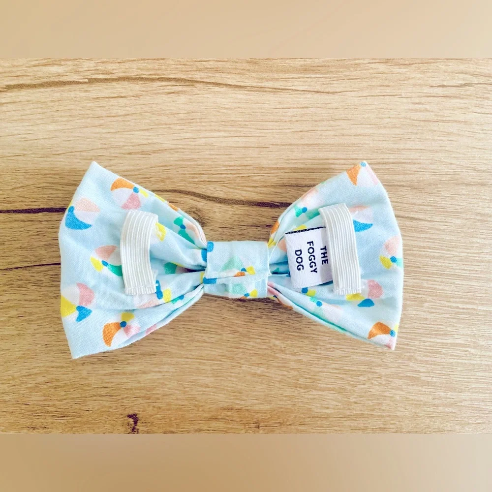 NWOT! The Foggy Dog Beach Ball Dog Bow Tie / Summer Accessory